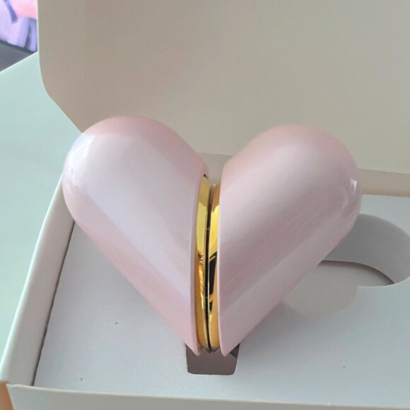 π Heart-Shaped Car Air Freshener β Ocean Scent | Brand New - Picture 1 of 5